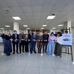 Öğr. Gör. Dr. Serdar YILMAZ ve Atölye öğrencilerinden Geçmişin İzinde, Geleceğin Işığında Karma Resim Sergisi